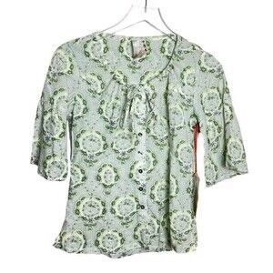 DA-NANG Top Womens XS Green Button Blouse 3/4 Sleeve Tie Neck Floral Lace Trim